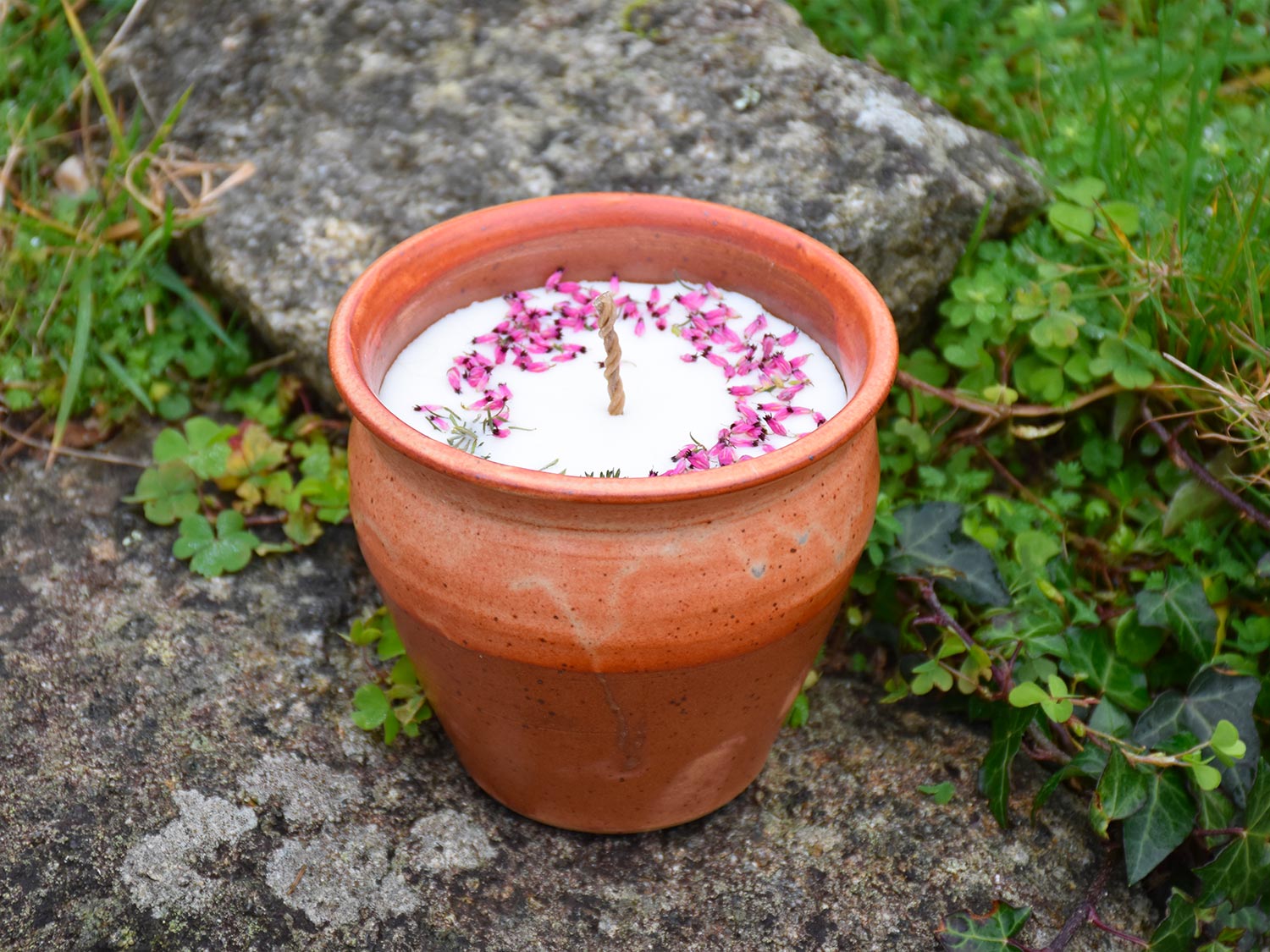 Bougie artisanale pot en grès rustique