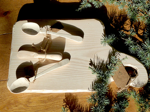 planche cuillère couteau bois massif