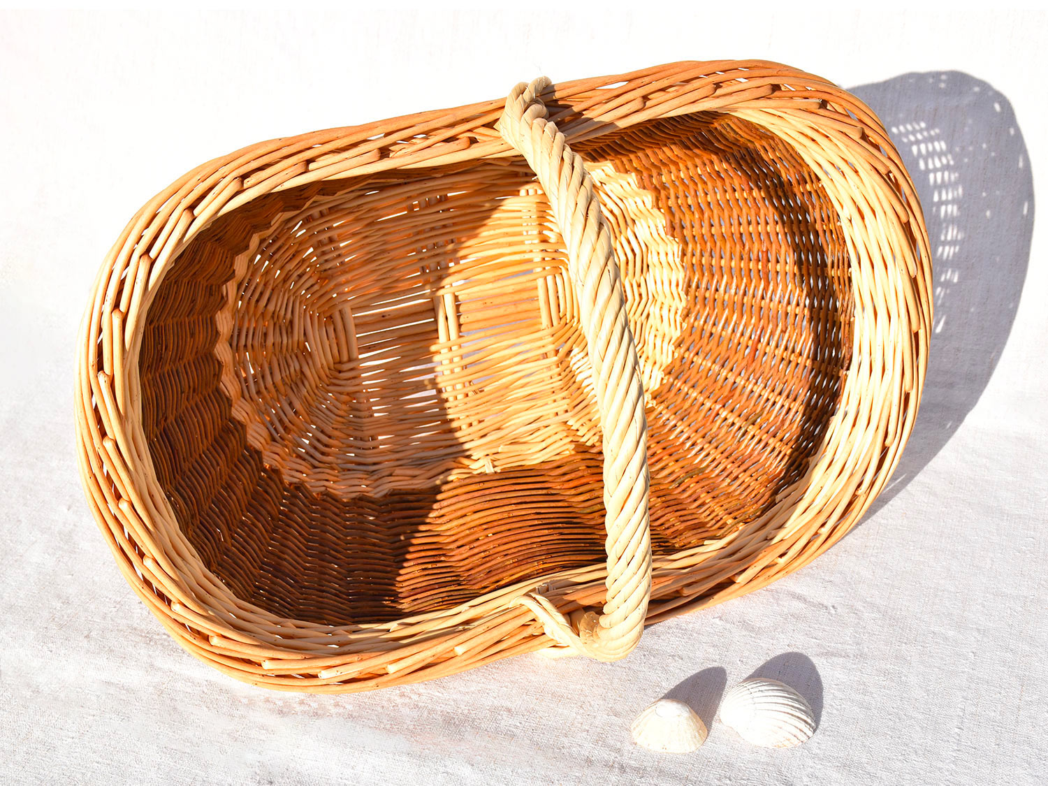 Panier rond blanc en osier naturel ø50 cm - Breizh'Loc reception